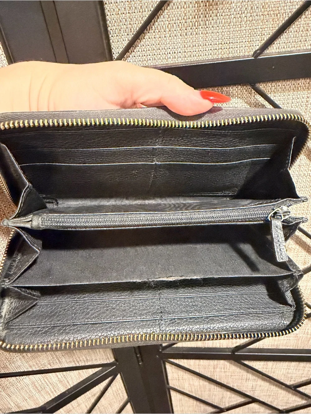 Gucci Black Zip-Around Leather Long Wallet w/ Green & Red Stripe Detail